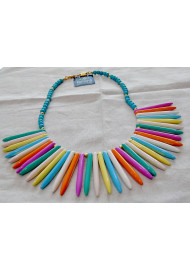 Circular necklace made of colorful halite