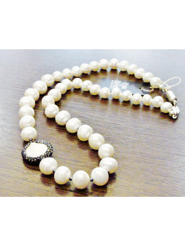 Necklace  (45 cm) of pearls south sea