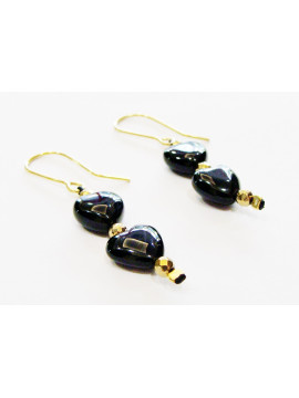 Earring with onyx