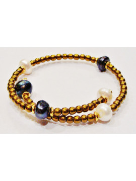 Bracelet with freshwater pearl