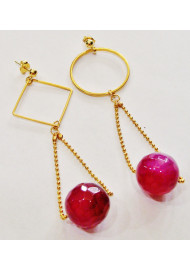 Earring with agate ruby