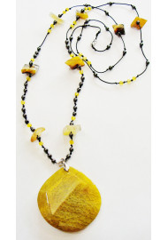 Necklaces (58 cm) with agate