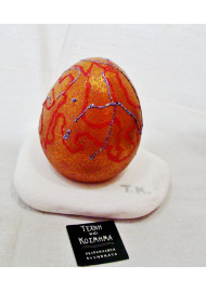 Decorative ceramic egg