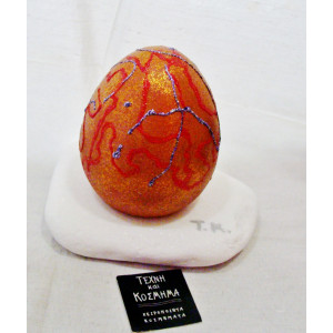 Decorative ceramic egg