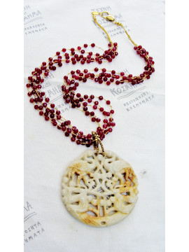 Necklace (55 cm) made of jade and jasper