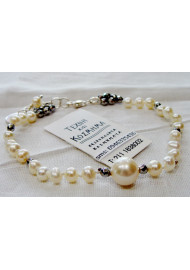 South sea pearl bracelet and 925 sterling silver.