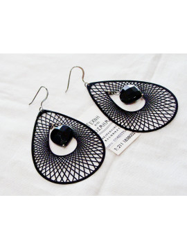 Tear earring - black filigree