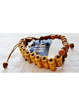 Men's bracelet with wooden beads