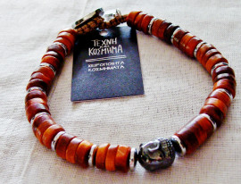 Men's bracelet with wooden beads and hematite