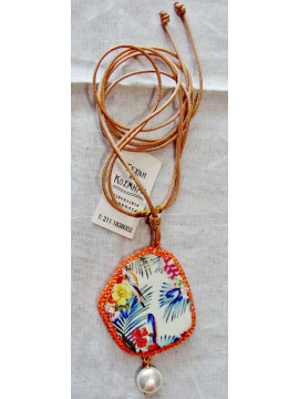 Agate necklace with hand painting