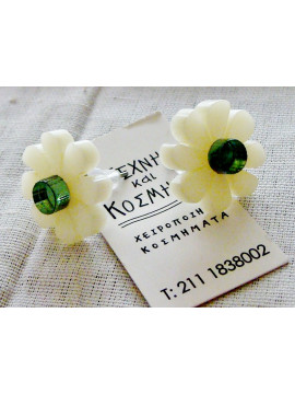 Plexiglass daisy earring